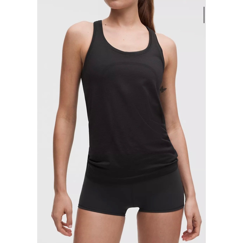 Lululemon Tank Top Womens 6 Black Swiftly Tech Racerback 2.0 Athletic Workout